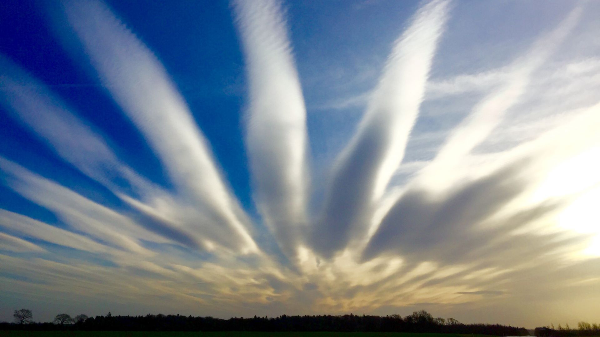 Mysterious Clouds Baffle Residents Of Denmark Strange Sounds