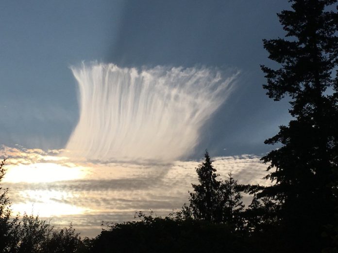 cloud-formation-geoengineering-1-696x522.jpg