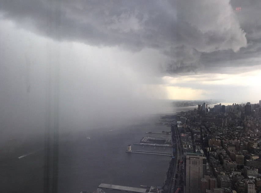 Freak storms engulf New York and New jersey changing day into night