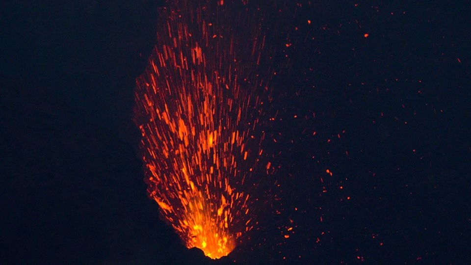 etna eruption july 24 2018, etna eruption july 2018, etna strombolian activity july 2018