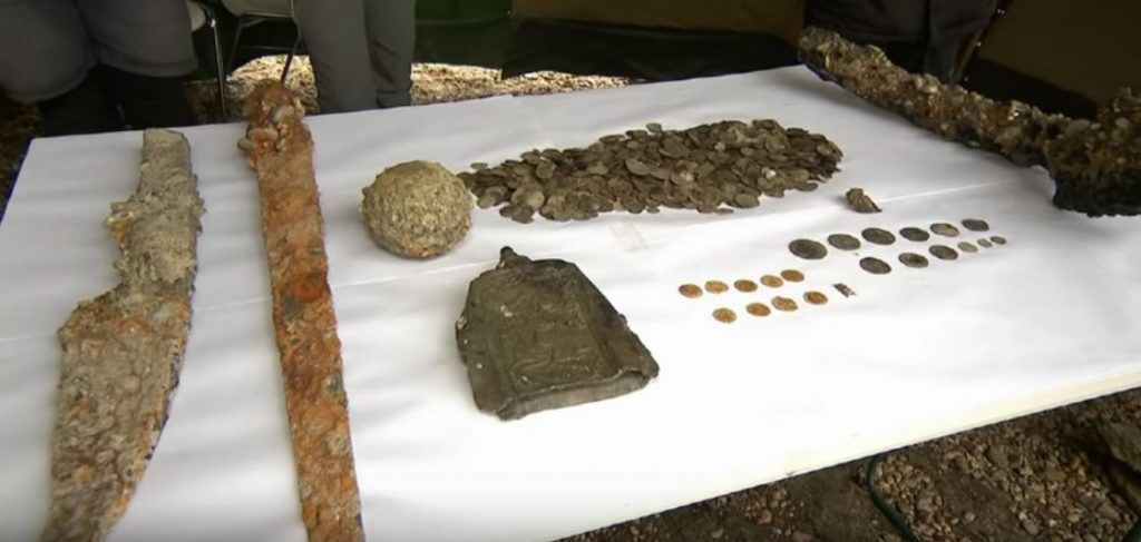 archeologists find treasures in dried up danube river bucharest romania, dry danube river, danube is dry, drought dries up danube in romania
