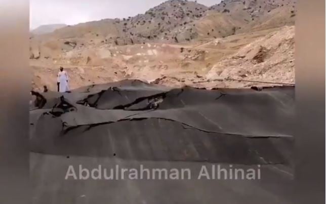 strange geological event in Oman, strange geological event in Oman video, strange geological event in Oman photo