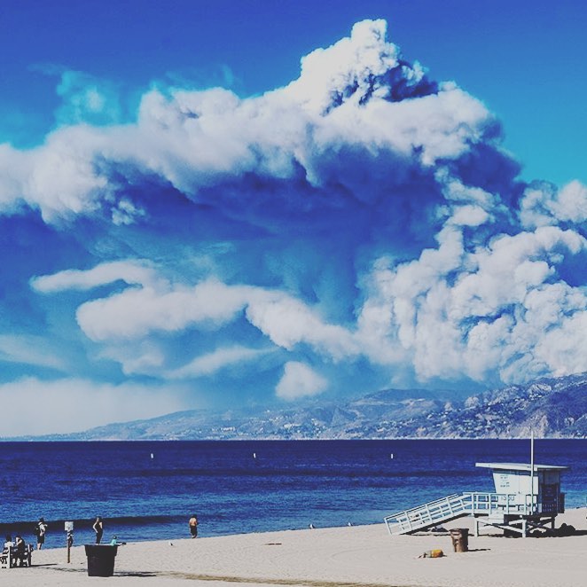 smoke california volcanic eruption, california fires, socal fires november 2018