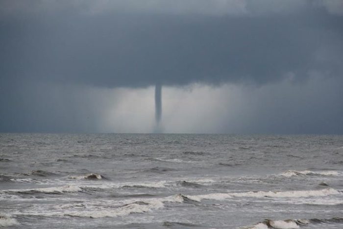 waterspout reports, waterspout sightings, waterspout video, waterspout photos, waterspout usa, us waterspout reports, waterspout galveston texas september 7 2013