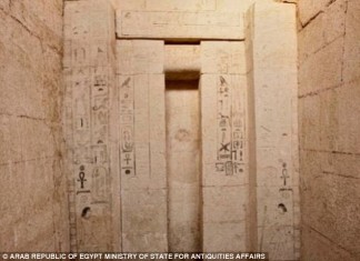 priest of magic, 'Priest of Khnum', 'Priest of Magic', 'Priest of Khnum' secret tomb, 'Priest of Magic' secret tomb, secret tomb Egyptian 'Priest of Magic', mysterious tomb of priest of magic discovered in Egypt, Secret tomb belonging to an Ancient Egyptian 'Priest of Magic' discovered 4,500 years after it was sealed off from the world, archeology news, archeology, Abusir Archaeological Cemetery at Giza news, Abusir Archaeological Cemetery at Giza discovery, Abusir Archaeological Cemetery at Giza, archeology discovery, new discovery in archeology, egyptian archeology,