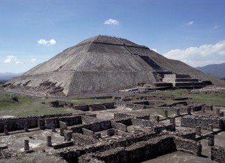 Pyramid of the sun, Pyramid of the sun in teotihuacan photo, Pyramid of the sun in teotihuacan image, Pyramid of the sun in teotihuacan is collapsing march 2014, scientists believe Pyramid of the sun in teotihuacan is collapsing, Pyramid of the sun collapse, Pyramid of the sun is collapsing, Pyramid of the sun in teotihuacan. Photo: MCDA Library, Mexican Pyramid of the Sun could collapse, Mexico s Pyramid of the Sun in danger of collapse, Mexico's Pyramid of the Sun could collapse, Huge Mexican pyramid could collapse like a sandcastle, Mexico's great pyramid under threat of collapse