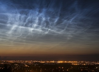 These very bright noctilucent clouds were spotted and photographed by Mark Savage on July 7 2014 over Gateshead UK, noctilucent clouds, noctilucent clouds england 2014, noctilucent clouds england july 7 2014, noctilucent clouds sighting july 2014, noctilucent clouds sighting england 2014, noctilucent clouds england photo, noctilucent clouds england gif, noctilucent clouds Gateshead, noctilucent clouds UK 2014 photo and gif, england noctilucent clouds england july 2014