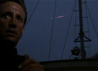 Jaws meteor, Jaws meteor shower, spielberg jaws meteor, real meteor in spielberg jaws, jaws movie real meteor, real meteor in movie Jaws, Jaws meteor: The meteor that flashed across the screen in the movie "Jaws" was real. Photo: Jaws Movie