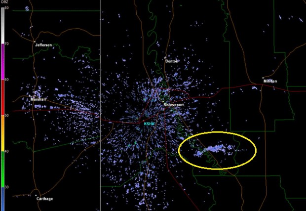 loud boom mystery shreveport louisiana, loud boom mystery shreveport, loud boom mystery louisiana, loud boom shreveport, loud boom louisianna, loud boom mystery radar image, loud boom ArkLaTex, Radar images appear to capture a debris field in the same area a loud boom was reported Monday. (Image source: NWS Shreveport)