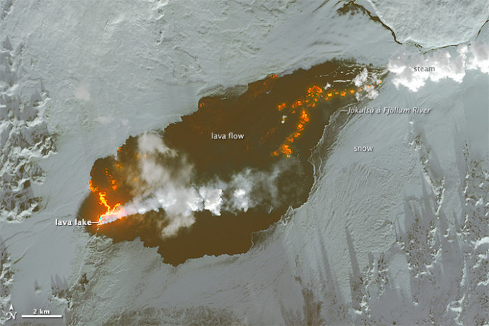 bardarbunga volcano, Growth of the Holuhraun Lava Field, bardarbunga volcano january 2015, Spectacular video and images of world's largest lava field in 200 years in iceland, Holuhraun lava field had spread across more than 84 square kilometers (32 square miles), Holuhraun is Iceland’s largest basaltic lava flow since the Laki eruption in 1783–84
