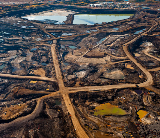 Tar sands, alberta tar sands, tar sands health, tar sands environement disaster, tar sand first nation, tar sand cancer first nation, elevated cancer rate due to tar sands, tar sands health impact, Alberta's tar sands, The tentacles of the tar sands reach out and wreak havoc and destroys environment, health and bring new threats to these regions while the pipelines fuel new markets and ensure the proposed five fold expansion of the Tar Sands.
