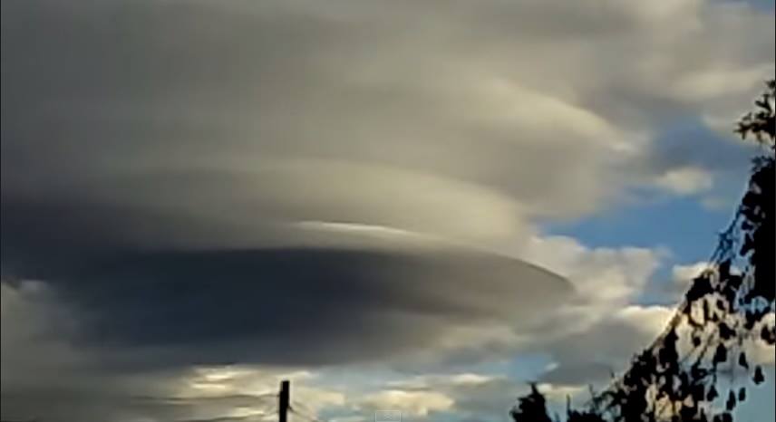 lenticular clouds, lenticular clouds photo mexico 2015, lenticular clouds video puebla 2015, ufo lenticular cloud puebla mexico, lenticular clouds mexico 2015, lenticular clouds puebla, nuebes puebla 2015, Nubes lenticulares sobre la Malintzin puebla mexico, Nubes lenticulares puebla 2015, Nubes lenticulares sobre la Malintzin video puebla mexico, amazing lenticular clouds photo and video
