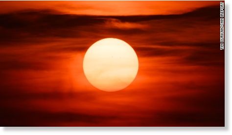 Siberian wildfires cause brilliant sunsets in US, Siberian wildfires cause brilliant sunsets around Seattle, intense sunset seattle siberia fire, fiery sunset us west coast siberian fires, siberian fires create eerie sunsets in seattle and BC