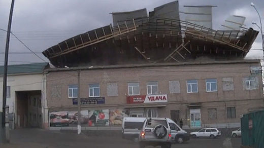 russia wind roof, wind roof sky, extreme winds russia, russia winds video