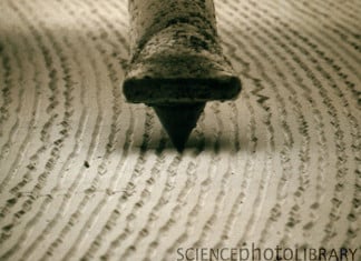 record stylus groove LP, record groove, Just a view from an electron microscope of a record stylus on the grooves of an LP, Incredible microscope view of a vinyl record playing in slow motion