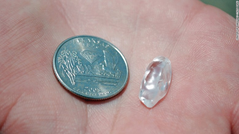 8.2 carat diamond Arkansas, 8.2 carat diamond Arkansas Crater of Diamonds State Park, 8.2 carat diamond Arkansas photo, colorado woman finds 8.2 carat diamond Arkansas, diamond arkansas june 2015