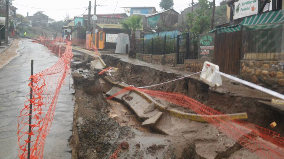 road collapse horcon, road collapses in horcon, torrential rain road collapse chile, road collapse chile august 2015, torrential rain chile august 2015, rain chile, apocalypse in chile, chile torrential august 2015, torrential rain chile august 2015, rain chile, apocalypse in chile, chile torrential august 2015