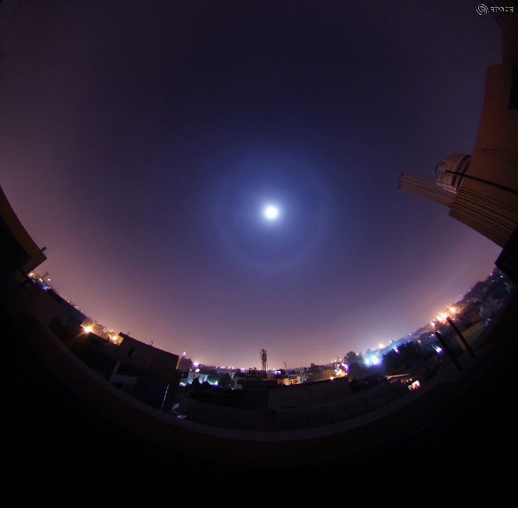 Full Beaver Moon, november 2015 full moon pictures, lunar corona full moon november 2015, lunar halo beaver full moon november 2015 picture, full moon corona, full moon halo november 2015, lunar halo beaver full moon november 2015, lunar corona full moon november 2015, Etruscan Vase Moonrise picture, Perfect atmospheric conditions in Maine led to an Etruscan Vase Moonrise of the Full Beaver Moon., This colourful lunar corona captured in Canada shows beautiful gradations from blue to orange, This picture of November 2015 full moon over Latvia could be used in a horror movie, Again the colorful lunar corona appeared in the sky of Plavinas, What an impressive halo around the Full moon., blue full moon halo in the sky of New Dehli