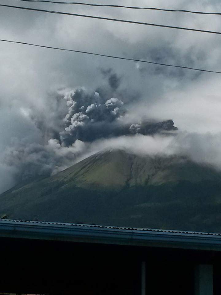 Kanlaon Volcano eruption, Kanlaon eruption, Kanlaon Volcano eruption photo, Kanlaon Volcano eruption december 2015, Kanlaon Volcano eruption december 25 2015