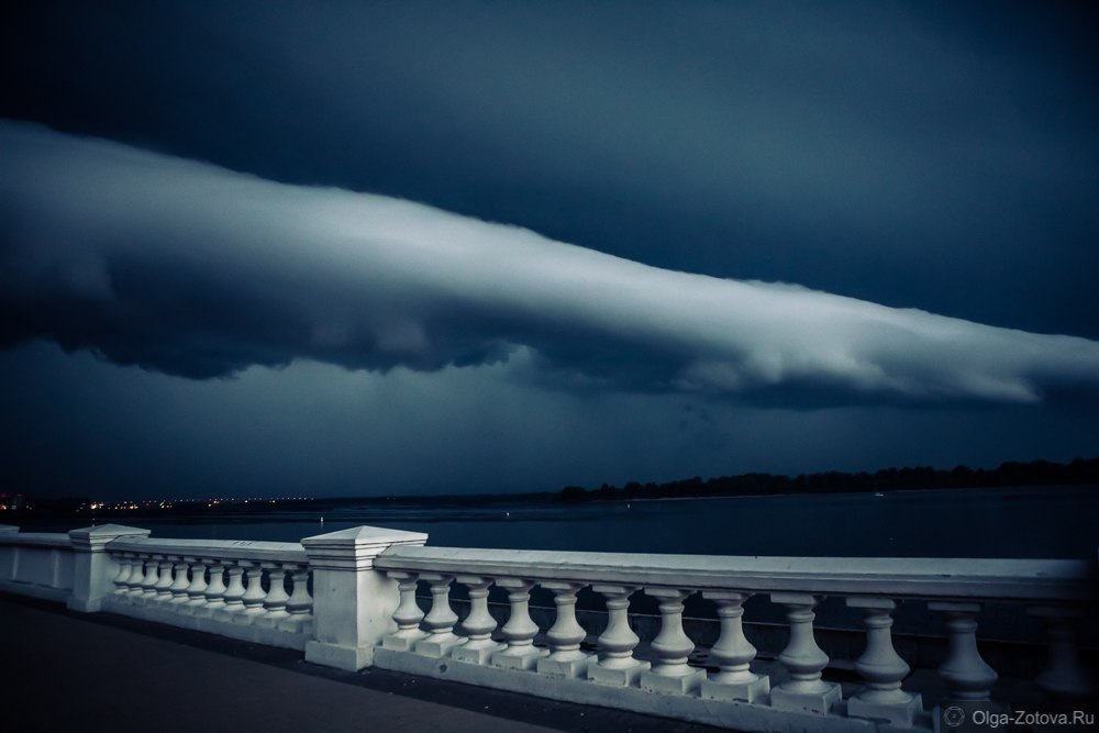 roll cloud, roll cloud christmas, roll cloud nizhny novgorod, roll clouds december 2015, roll clouds pictures, Extremely rare roll cloud forms in the sky of Nizhny Novgorod on Christmas Eve