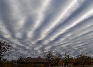 mysterious elongated clouds, haarp clouds oklahoma, elongated clouds oklahoma, haarp oklahoma march 2016, strange clouds march 2016, mysterious clouds oklahoma march 2016