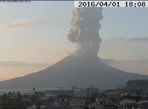 Sakurajima eruption april 2 2016, eruption april 2016, volcanic eruption april 2 2016, Sakurajima eruption april 2 2016 picture, Sakurajima eruption april 2 2016 video, Sakurajima eruption april 2 2016 picture and video