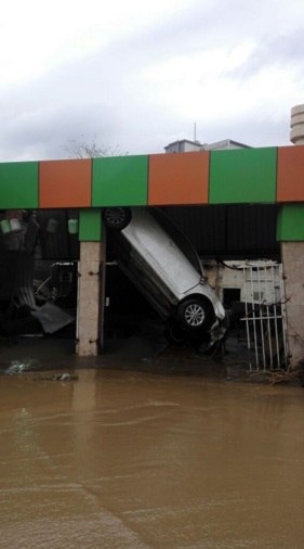 devastating mudslide Aldair Jizan Saudi Arabia, mudslide saudi arabia, apocalyptical flash floods saudi arabia, saudi arabia flooding jazan, jazan flashfloods mudslide, saudi arabia floods april 2016