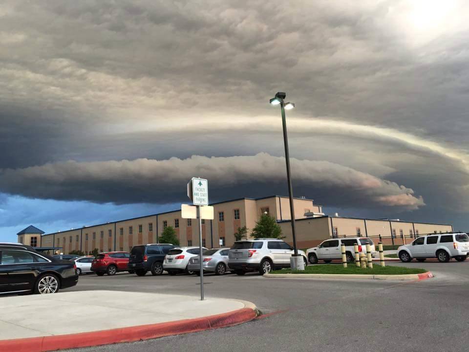 shelf cloud san antonio texas, shelf cloud san antonio texas april 1 2016, shelf cloud san antonio texas, shelf cloud Bexar County april 1 2016, shelf cloud arpil 1 2016 san antonio bexar county picture