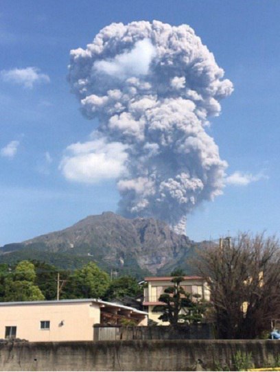 Sakurajima Volcano eruption may 2 2016, Sakurajima Volcano eruption may 2 2016 japan, japan Sakurajima Volcano eruption may 2 2016 pictures, volcanic unrest 2016, ring of fire increased activity 2016, 3 volcanoes erupt may 2 2016, lkatest volcanic eruption may 2 2016