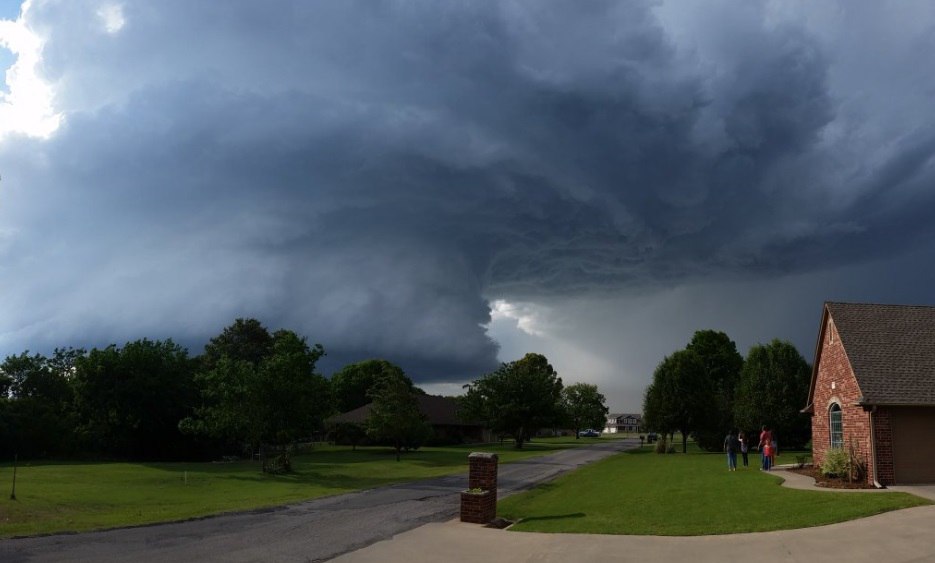 Supercell Stillwater Oklahoma, giant Supercell Stillwater Oklahoma, tornadic Supercell Stillwater Oklahoma, tornado Stillwater Oklahoma, tornado oklahoma may 9 2016, tornado oklahoma may 9 2016 video, tornado oklahoma pictures, tornado oklahoma may 9 2016 photo video