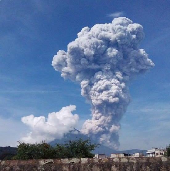 santiaguito eruption july 11 2016, santiaguito eruption july 11 2016 pictures, santiaguito eruption july 11 2016 video, volcanic eruptions july 2016