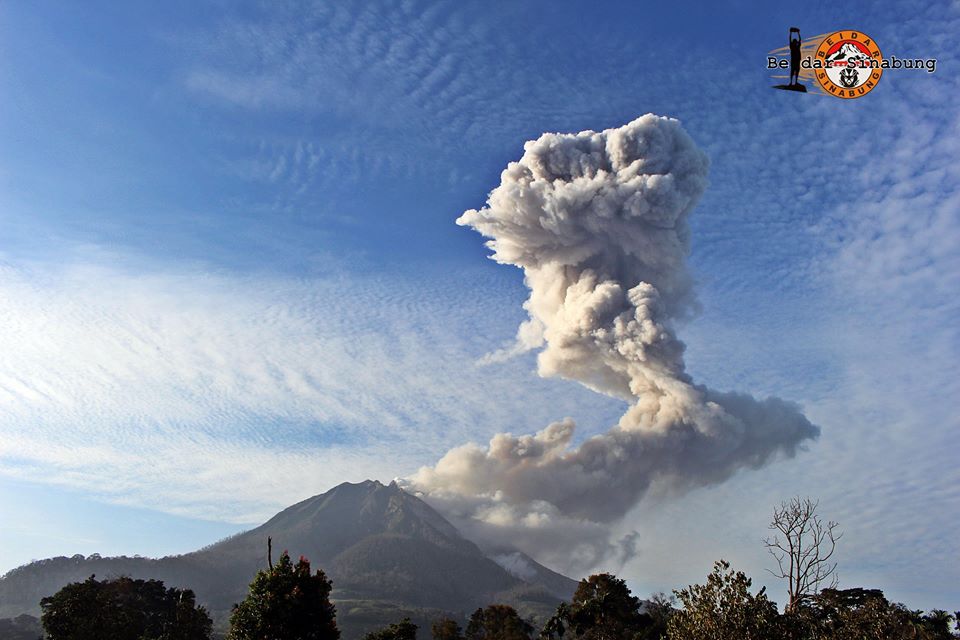 sinabung volcano eruption, sinabung volcano eruption july 2016, volcanic eruption july 2016, volcano eruption july 1 2016, latest volcanic eruption july 1 2016
