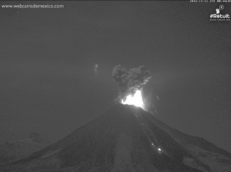 Colima volcano eruption on December 10, 2016, colima, volcano updates, volcanic eruption news