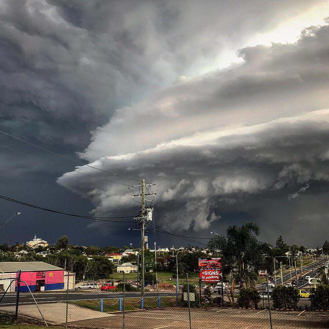 queensland storm, major storm queensland storm, queensland hailstorm, queensland storm december 1 2016, queensland storm pictures