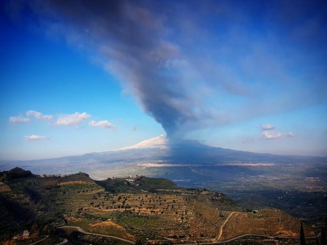 etna explosion, etna phreatic explosion, etna explosion march 16 2017, etna explosion march 17 2017 video, etna explosion pictures