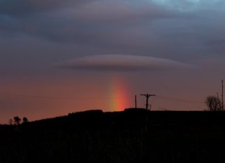 lenticular cloud rainbow scotland, lenticular cloud rainbow scotland ufo space, lenticular cloud rainbow scotland ufo space picture, lenticular cloud rainbow scotland ufo space photo