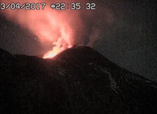 etna eruption, etna eruption video, etna eruption picture, etna eruption easter