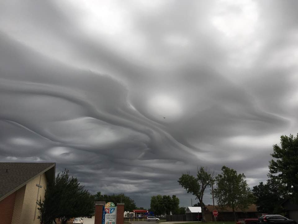 asperatus, undulatus asperatus oklahoma, asperatus undulatus, strange clouds, oklahoma, may 2017