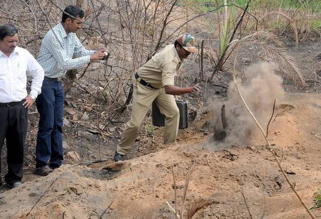 burning ground, mysterious burning ground india, mysterious ground kills boy india, mysterious burning ground kills boy india