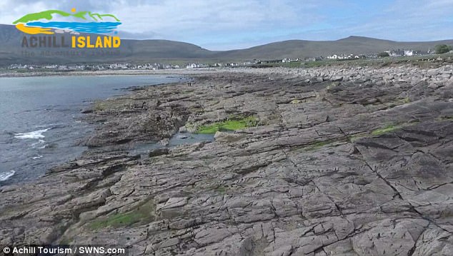 Beach that washed away 33 years ago reappears overnight after freak tide dumps hundreds of tons of sand right back where it used to be, irish beach reappears overnight, irish beach reappears overnight after 33 years video, video irish beach reappears overnight after 33 years