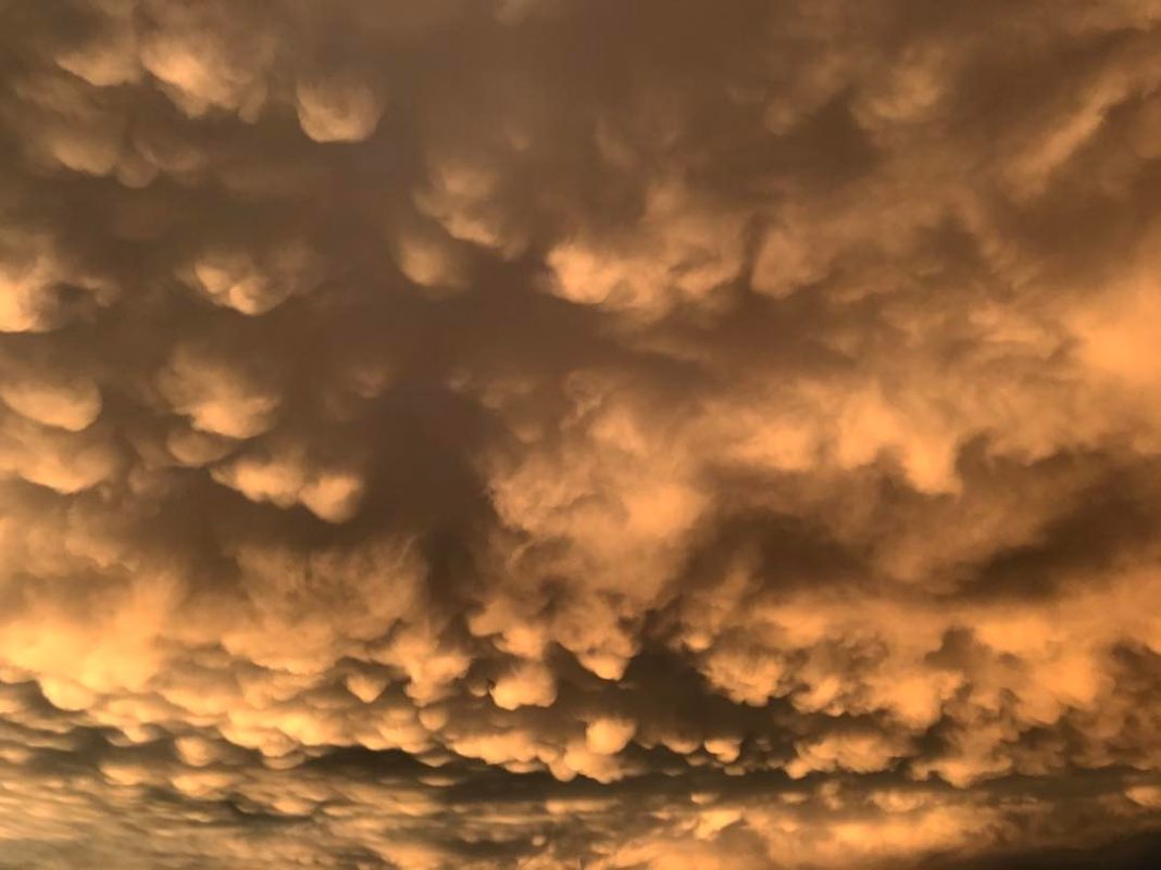 Wild Mammatus Clouds Before Freak Hailstorm In Colorado In Pictures
