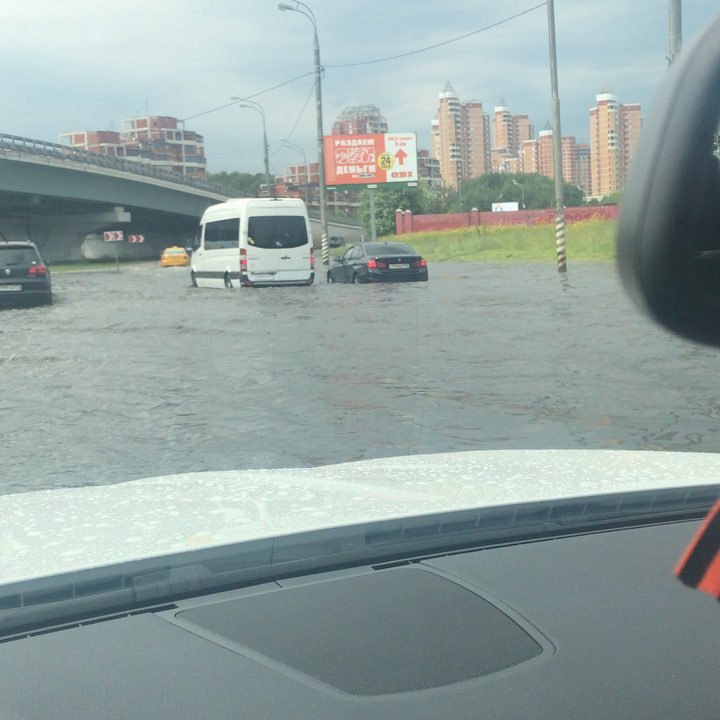 moscow floods, Floods and hail in Moscow on June 30 2017, moscow floods pictures, moscow floods video, 