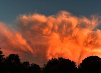 sky on fire rochester new york, Bloody sunset over Rochester, New York on June 25 2017, fiery sunset rochester, rochester storm sunset june 2017, sky of fire rochester pictures