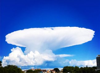atomic bomb cloud split, atomic bomb cloud split pictures, atomic bomb cloud split croatia jul 2017, atomic bomb cloud split croatia video