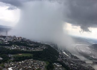 microburst pittsburgh, microburst pittsburgh pictures, incredible microburst hits downtown Pittsburgh on July 8 2017