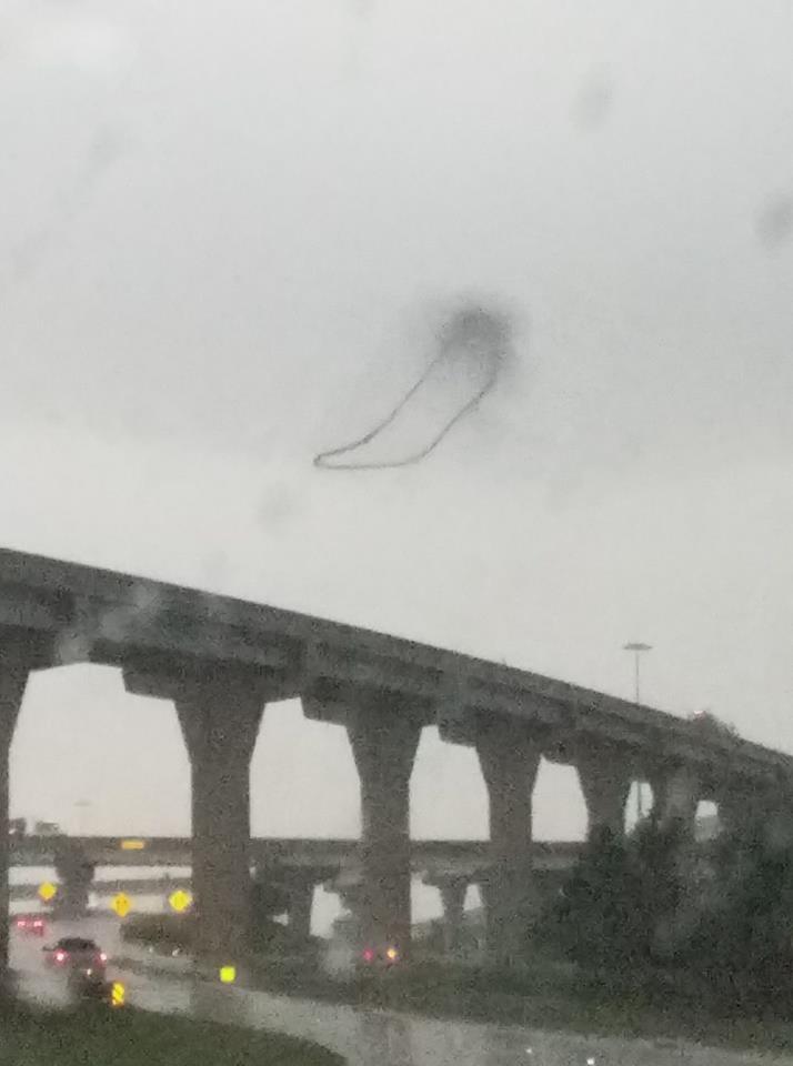 Mysterious ring in the sky of McKinney in the Dallas-Fort Worth area, Mysterious ring in the sky of McKinney in the Dallas-Fort Worth area picture, Mysterious ring in the sky of McKinney in the Dallas-Fort Worth area video, Mysterious ring in the sky of McKinney in the Dallas-Fort Worth area july 2017
