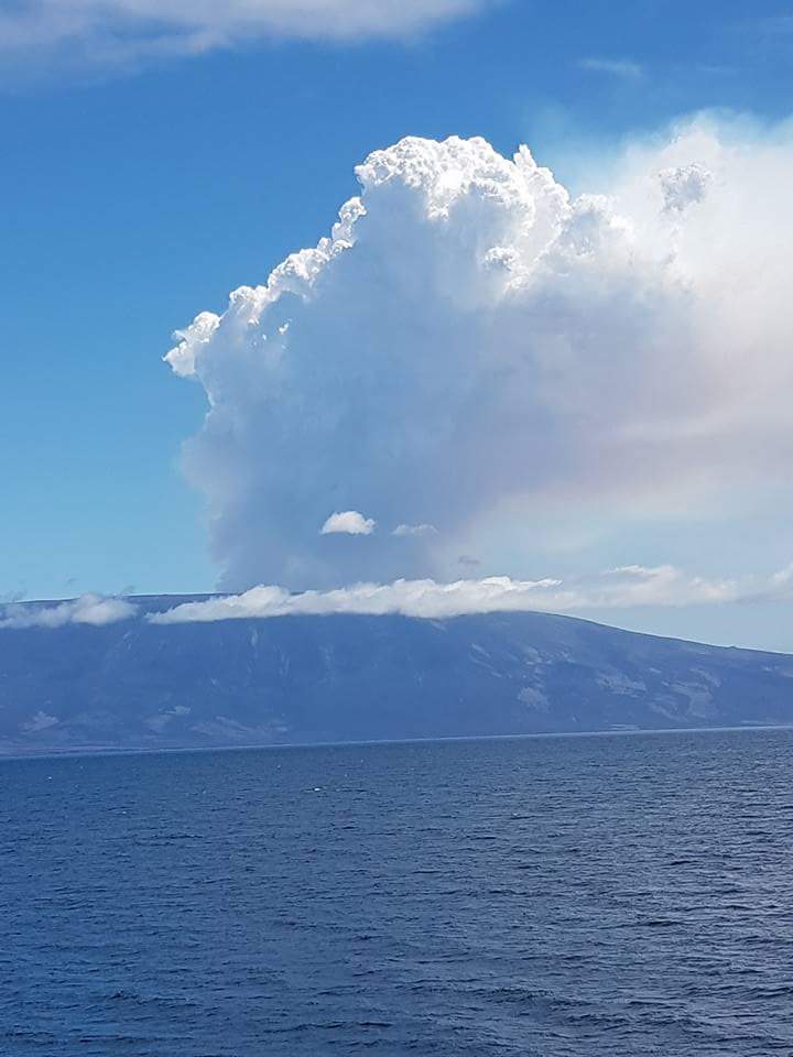 eruption galapagos, Eruption of Fernandina La Cumbre volcano in Galapagos on September 4 2017, volcanic eruption La Cumbre volcano galapagos, volcanic eruption galapagos september 4 2017