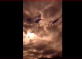 Giant fireball explosion chages night into day in China on October 4 2017, Giant fireball explosion chages night into day in China on October 4 2017 pictures, Giant fireball explosion chages night into day in China on October 4 2017 video