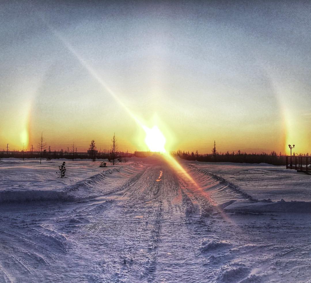 sun dog phenomenon, three suns phenomenon, sundogs, sundog, sundog phenomenon