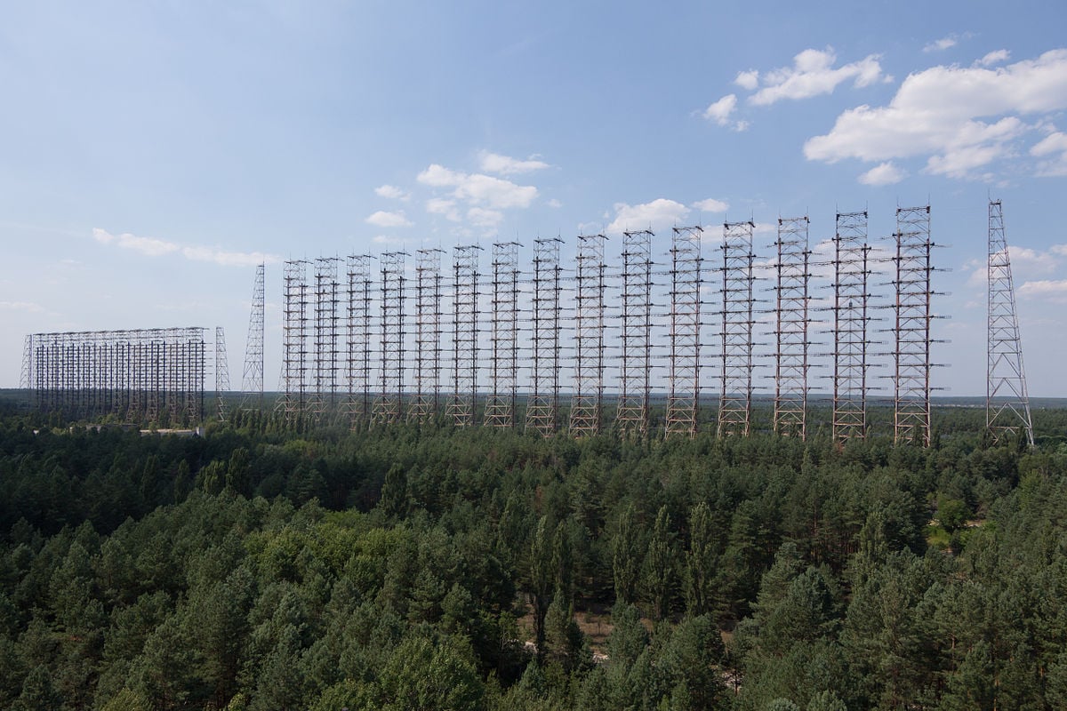 The russian woodpecker, russian woodpecker, russian woodpecker chernobyl, mysterious radar near chernobyl, mysterious noise russian woodpecker chernobyl